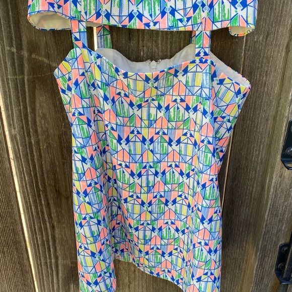 Mika & Gala Geometric Dress - Picture 5 of 7